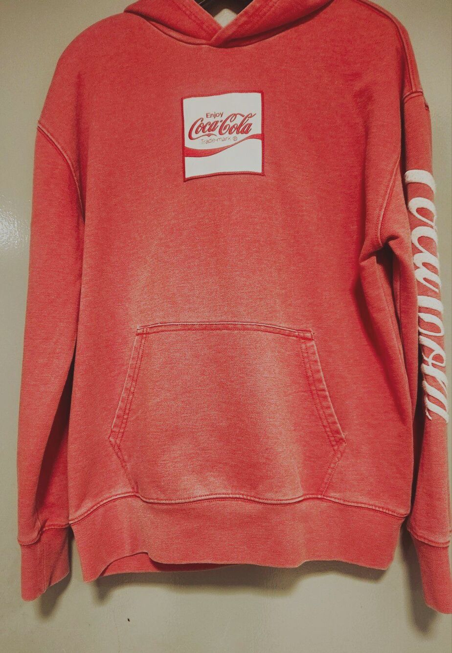 Lucky Brand Coca-Cola Logo Pullover Hoodie Men's S-M Red Chest Patch Sleeve